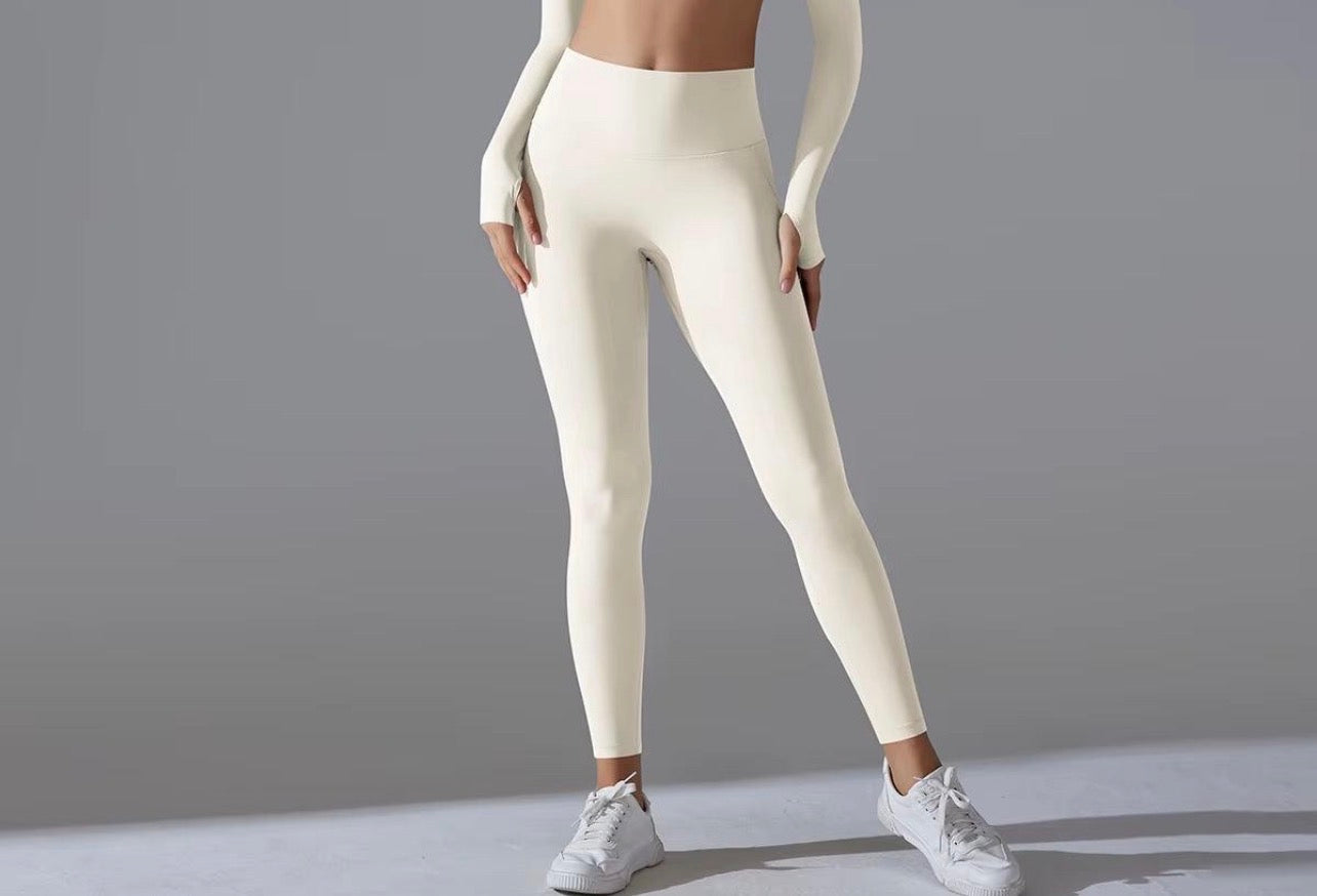 Lululemon Define Jacket and Leggings Set white, Gold Zips, Align UK Size S